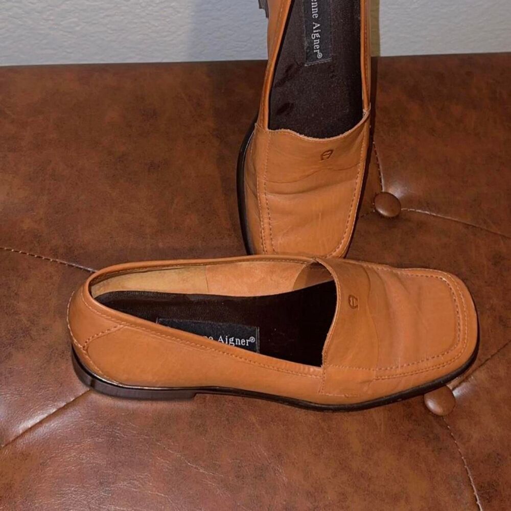 Etienne-aigner Women's Tan and Brown Loafers